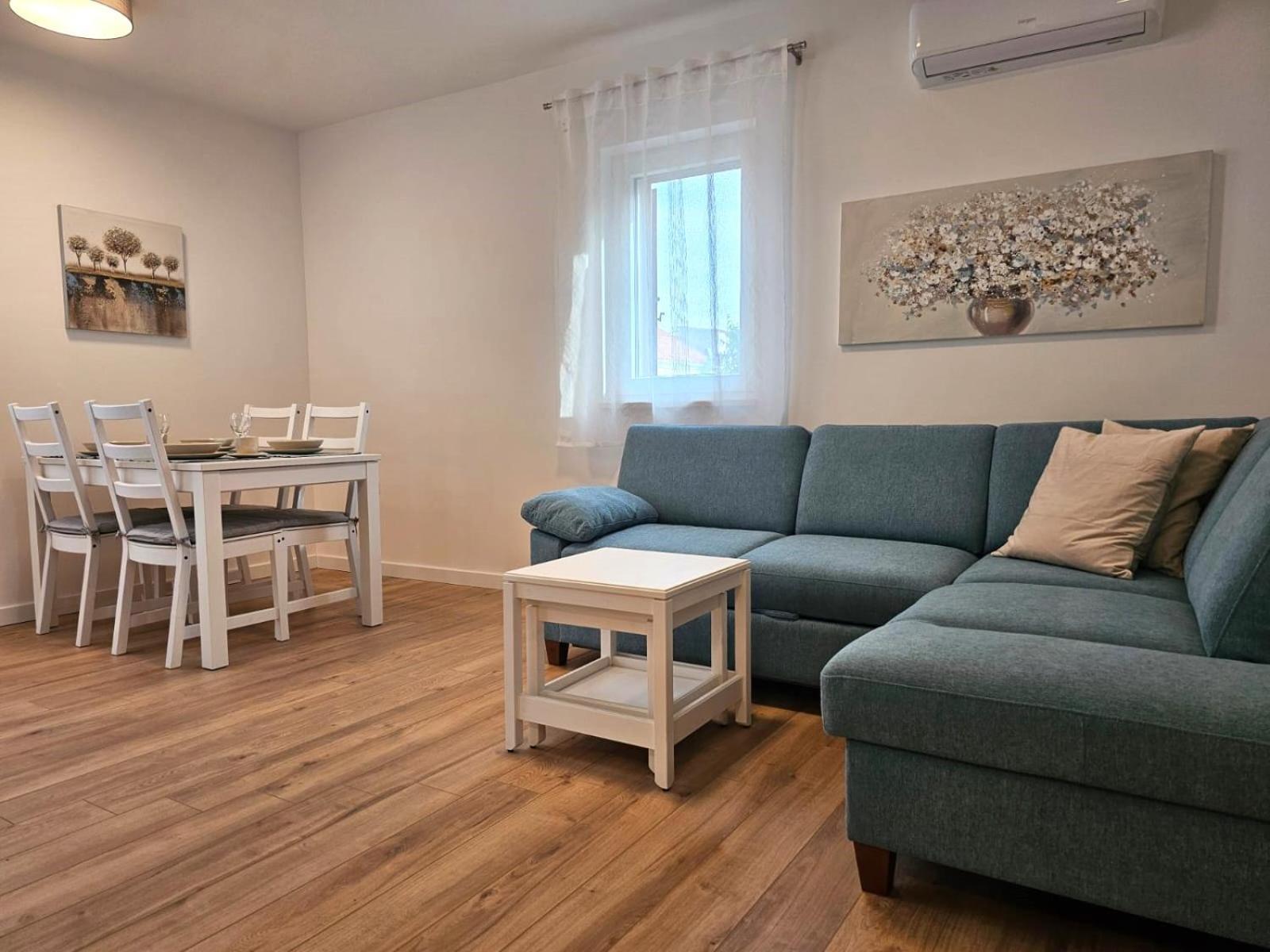 Apartments Miamare 2 Primošten Habitación foto